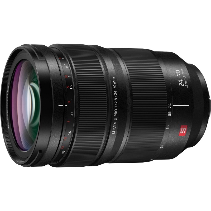 Lumix S Pro 24-70mm F2.8 (L) - Location - Soscine